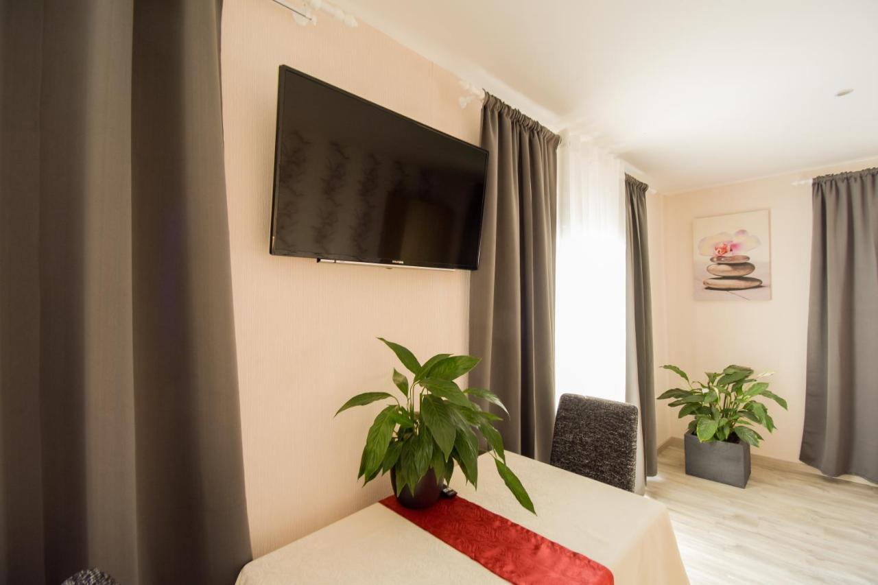 Mainzimmer - Business Apartments Hasloch  Εξωτερικό φωτογραφία