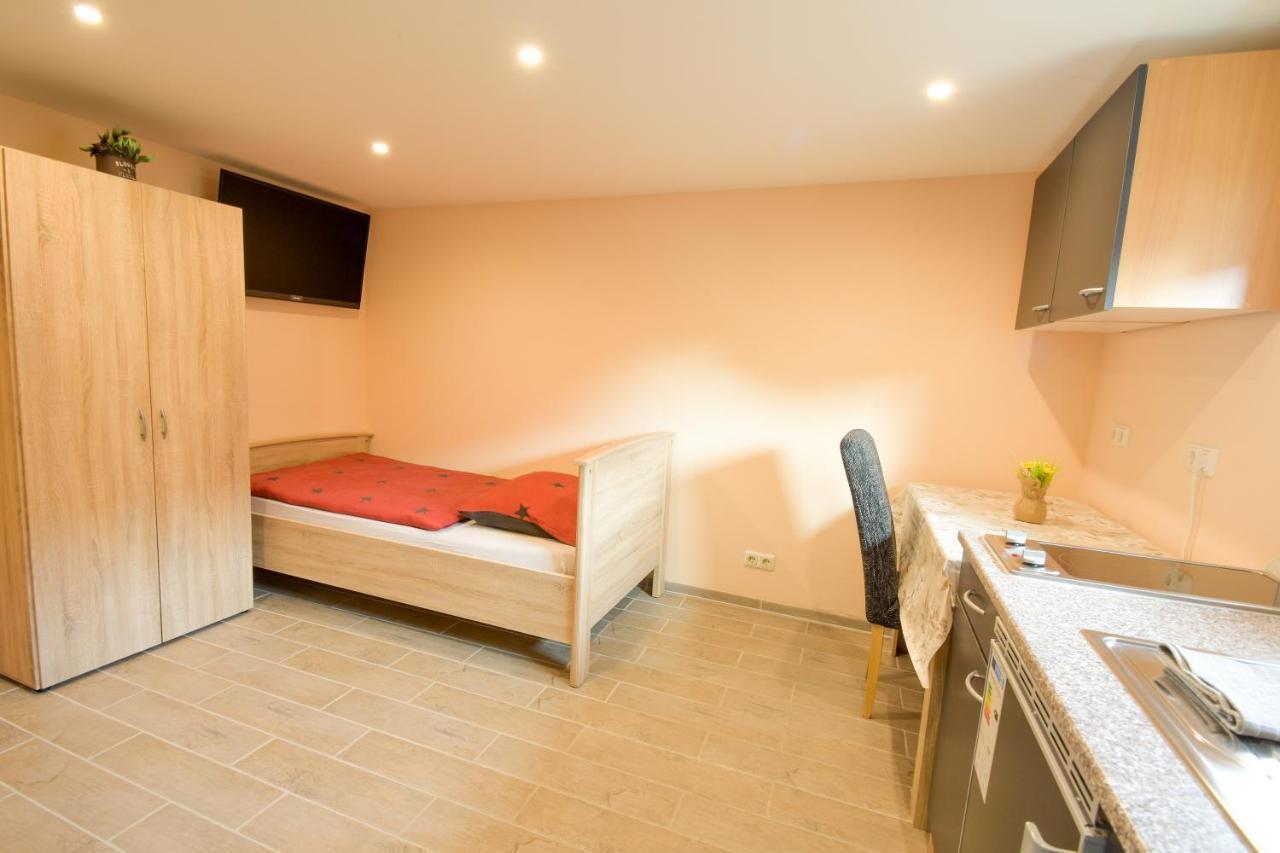 Mainzimmer - Business Apartments Hasloch  Εξωτερικό φωτογραφία
