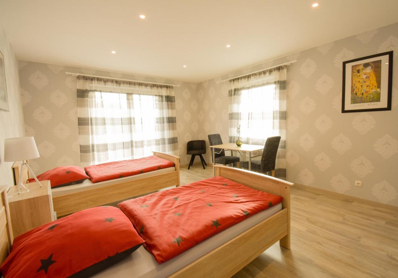 Mainzimmer - Business Apartments Hasloch  Εξωτερικό φωτογραφία